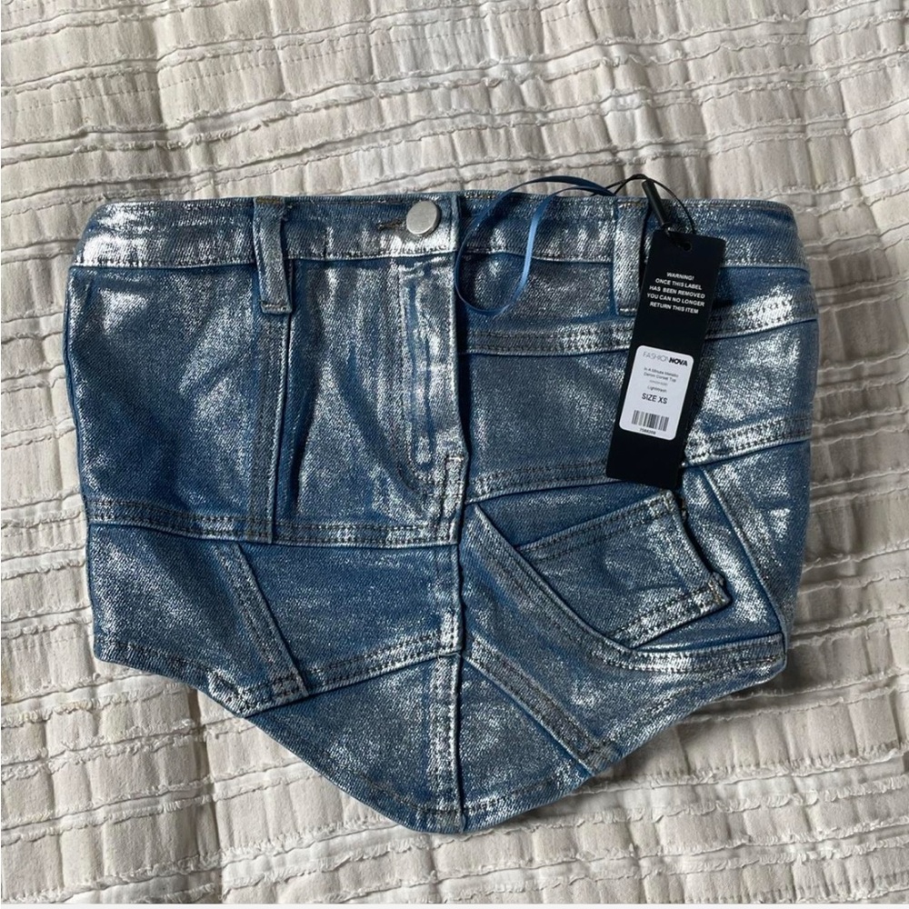 In a minute metallic Fashion Nova Top